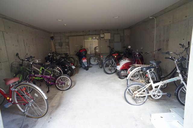 シティパレス東生駒ＰＩＩＩＣ棟のその他共用部分