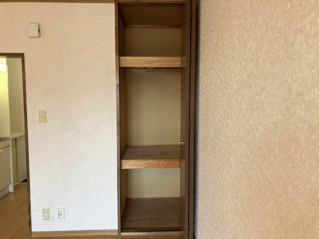 レジデンス翔の収納|他室参考写真