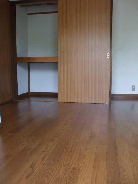 小作ビルの居間・リビング