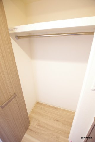 プレサンス玉造ザ・ライブ　仲介手数料無料の収納