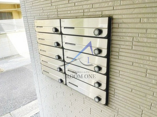 rabbit hutchⅡのその他共用部分|集合ポストです。