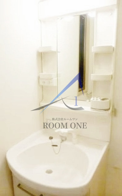 イリーズの洗面所|独立洗面台です。