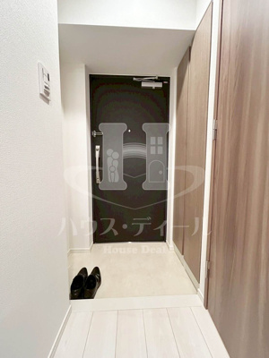 【玄関】 | Mind志村坂上 | シンプルで使いやすい玄関です