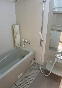 オーパスホームズ白山（旧ＨＦ白山レジデンス）の浴室