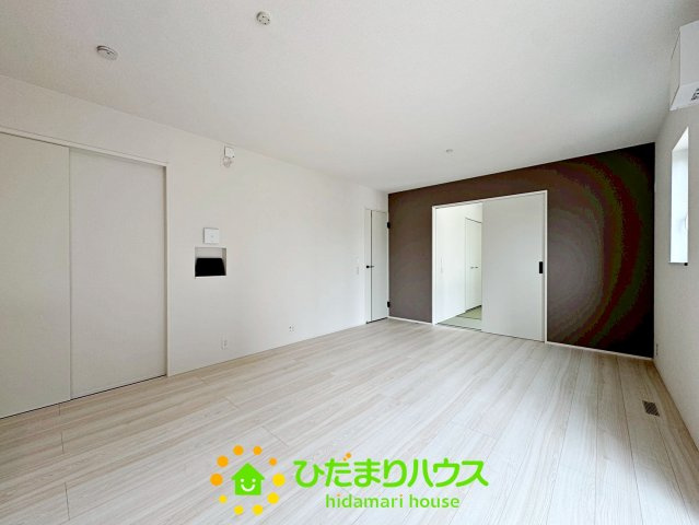 宮代町道佛1丁目　新築一戸建ての居間・リビング