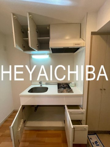 ステージファースト東日暮里のキッチン|収納