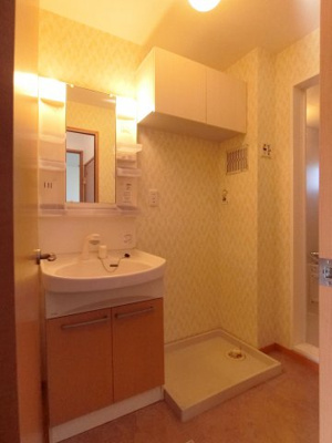 【洗面所】 | グリーンスクエアB棟 | イメージ201号室の写真（反転あり）