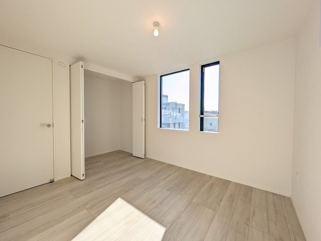 八王子市　子安町　新築一戸建て　４期の収納|～収納力の高いクローゼット完備～