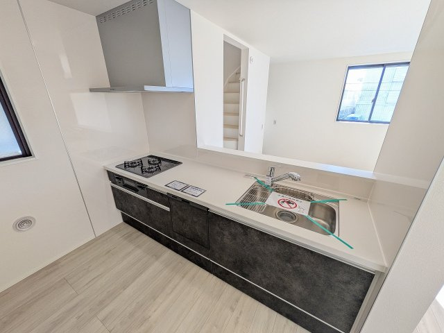 八王子市　子安町　新築一戸建て　４期のキッチン|～使い勝手の良いシステムキッチン～