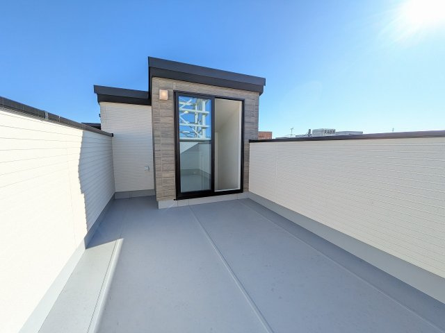 八王子市　子安町　新築一戸建て　４期のバルコニー|～開放感のあるルーフバルコニー～