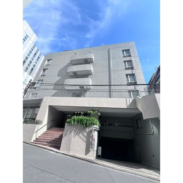 ハイシティ代々木の外観
