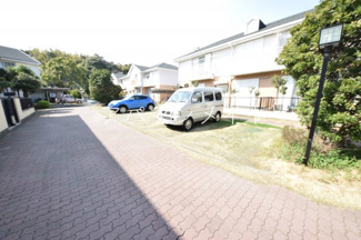 【駐車場】 | 駐車場に車を止められます