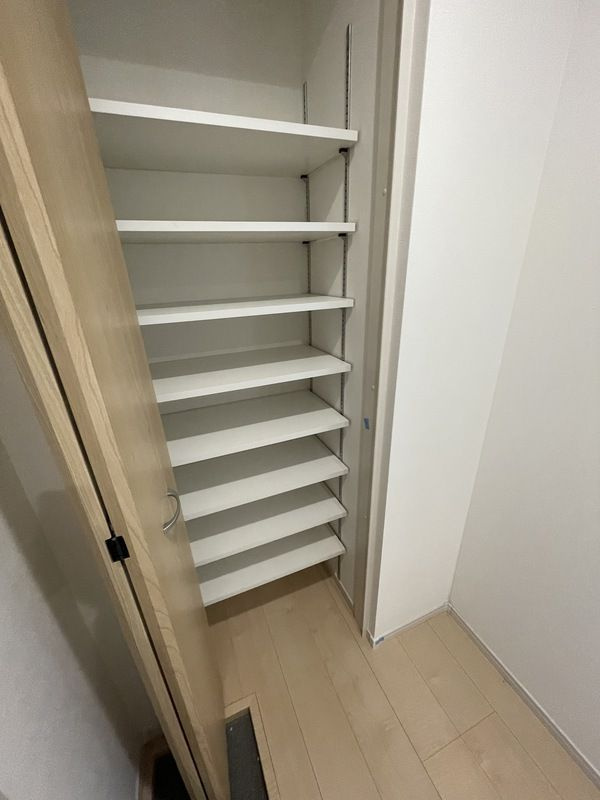 CELLHILLs大宮EASTの玄関