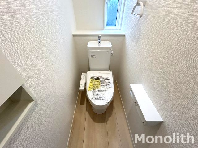 貝塚市澤戸建賃貸のトイレ