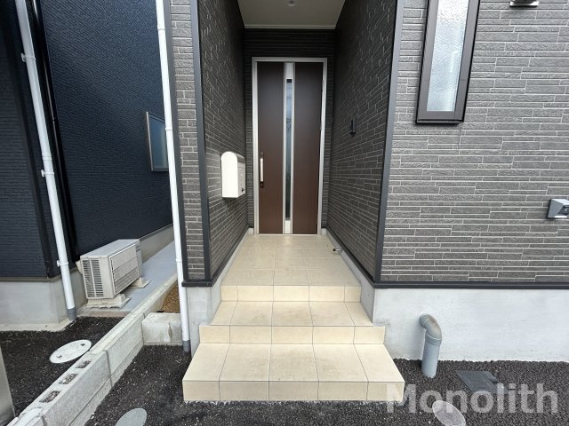 貝塚市澤戸建賃貸のエントランス