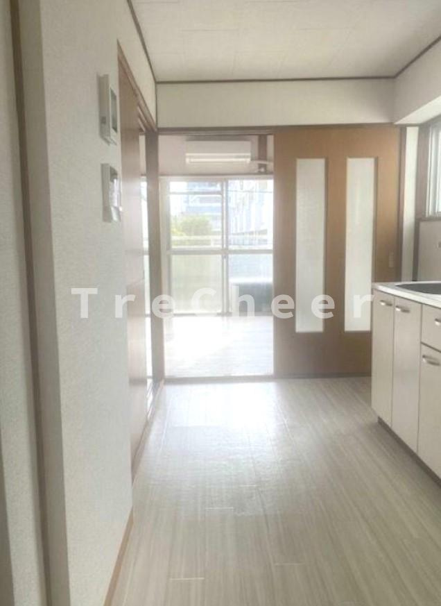 成増コーポの玄関