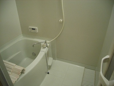 ジュネス結城　D棟の浴室