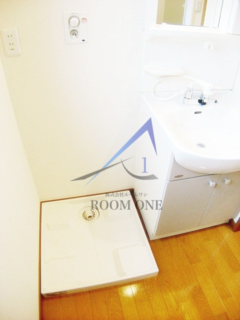 アネーロ駒沢の設備|洗濯機置場です。