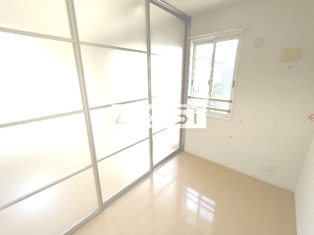 プランドール・レーブⅡの洋室|写真：設備同仕様の別物件です