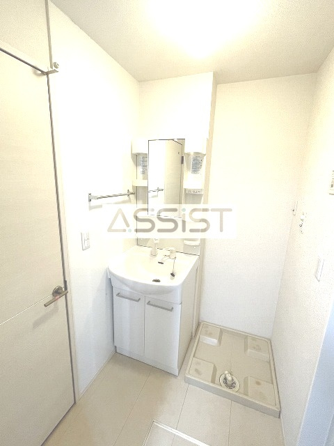 プランドール・レーブⅡの洗面所|写真：設備同仕様の別物件です