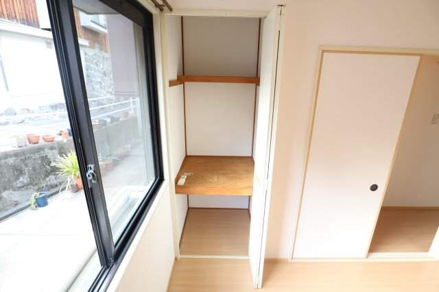 ジョイフル東生駒Ｂ棟の収納