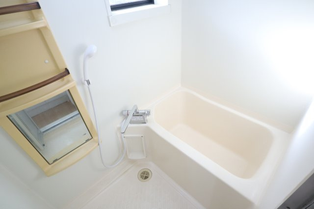 ジョイフル東生駒Ｂ棟の浴室