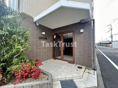 【エントランス】 | ラ・ナチュール大野