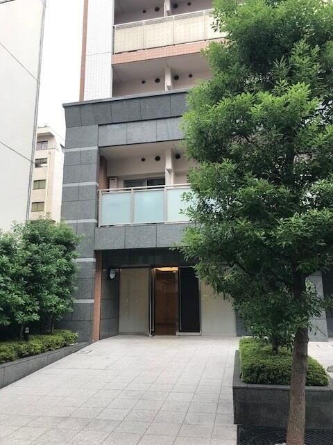 アーバネックス神保町のエントランス