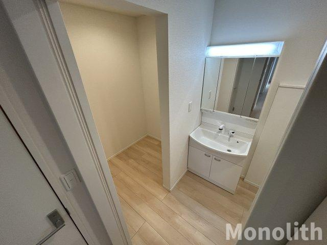 貝塚市澤戸建賃貸の洗面所