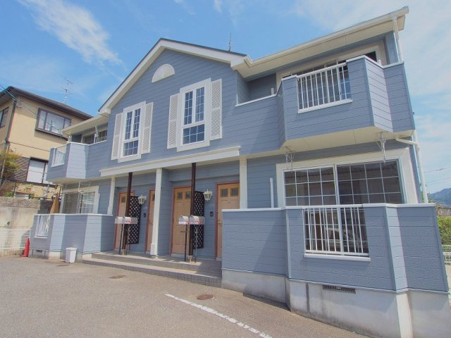 サンプレイス八木