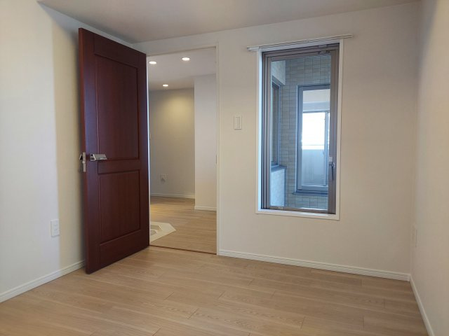 ライオンズマンション宝塚武庫川町の洋室|洋室約5.5帖