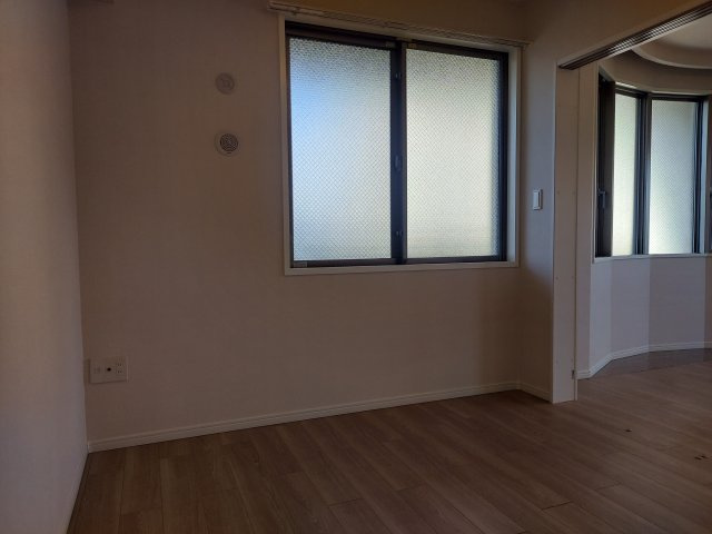 ライオンズマンション宝塚武庫川町の洋室|洋室約6帖