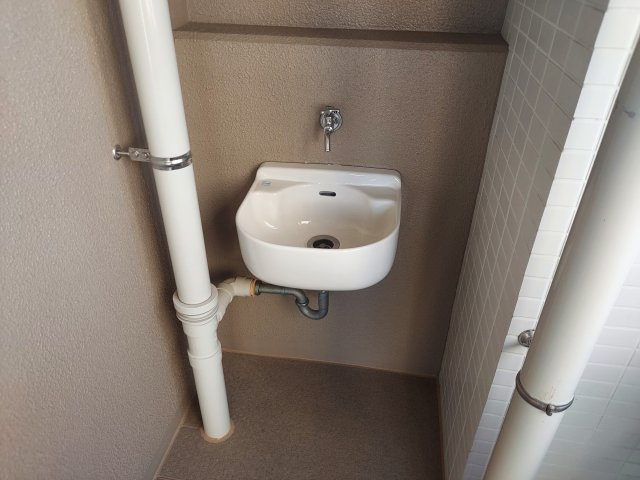 ライオンズマンション宝塚武庫川町のその他|西側バルコニー　スロップシンク