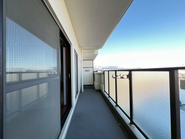 エクセラージュ茨木南のバルコニー