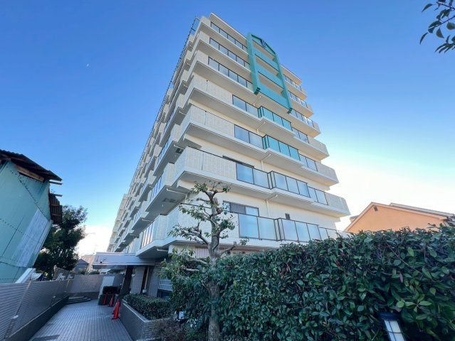 エクセラージュ茨木南の外観