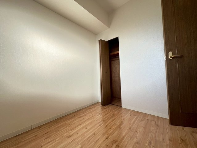 エクセラージュ茨木南の寝室