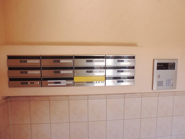 【エントランス】