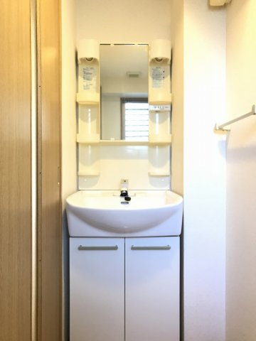 【独立洗面台】