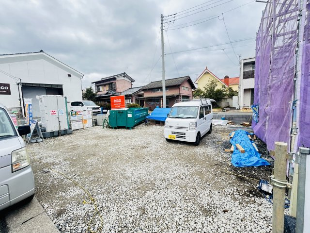 【駐車場】 | 新築　桐生市相生町第27　Livele Garden.S　１号棟 | 　駐車スペースは並列4台分可能です！

