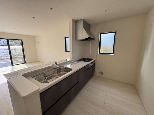 -三丁目不動産-寄居町保田原　新築戸建のキッチン