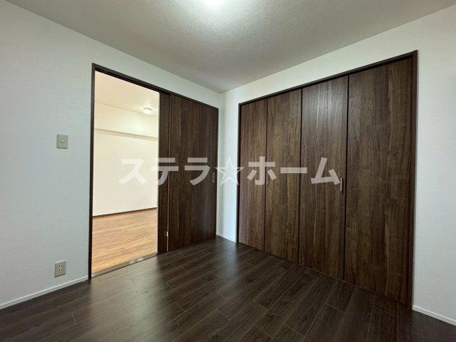 ローズコーポ千里C棟の洋室|広々とした洋室です