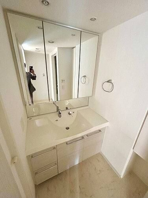 【洗面所】 | ルイシャトレ川口レックスフォート | 使いやすい洗面所です