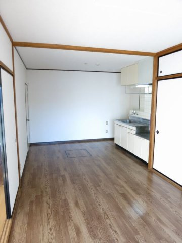 グリーンヒルズ１３０の居間・リビング