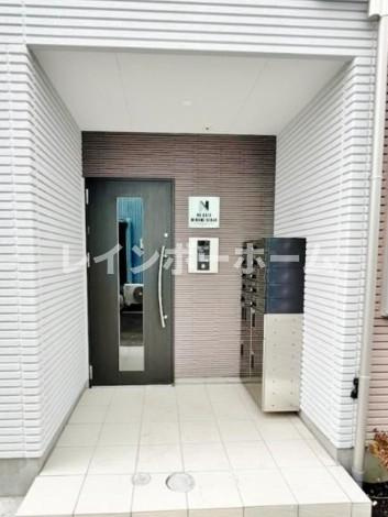 NSGATE南千住のエントランス