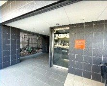 デラモット浅草エストのエントランス