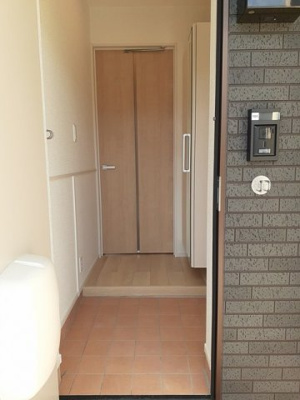 【玄関】 | ブラウベルク塩浜Ⅰ