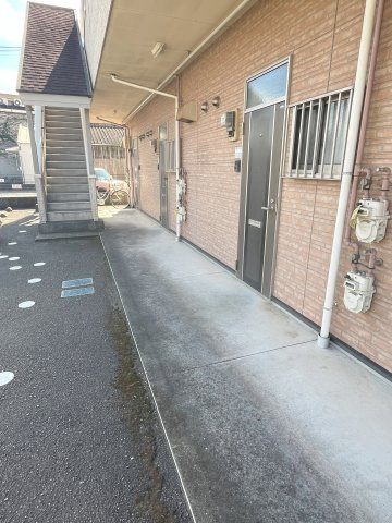 サンモール塩屋のエントランス