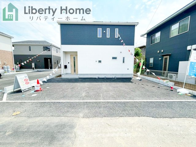 土浦市神立町第8　新築戸建　1号棟の駐車場