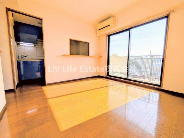 ＧＡＲＤＥＮ　ＳＱＵＡＲＥの居間・リビング