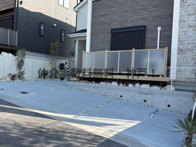 【駐車場】 | 神戸市須磨区車　新築戸建B-12号棟　仲介手数料無料！ | 駐車場の用意があります